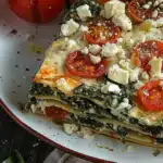 Spinat-Lasagne mit Feta und Tomaten