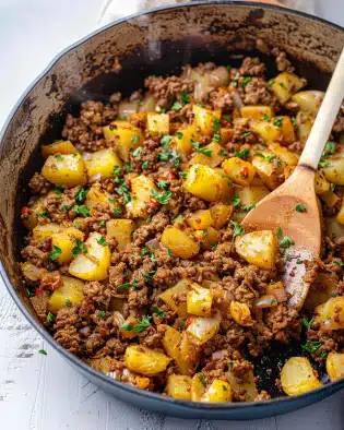 Rinderhackfleisch mit Kartoffeln