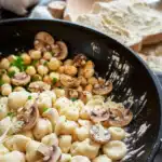 Gnocchi mit Pilz Rahm Soße 2 Gnocchi mit Pilz Rahm Soße