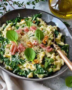 Spinatspätzle Pfanne