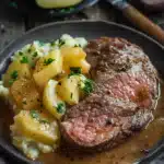 Gekochtes Rindfleisch mit Apfel-Meerrettich-Sauce 2 Gekochtes Rindfleisch mit Apfel-Meerrettich-Sauce